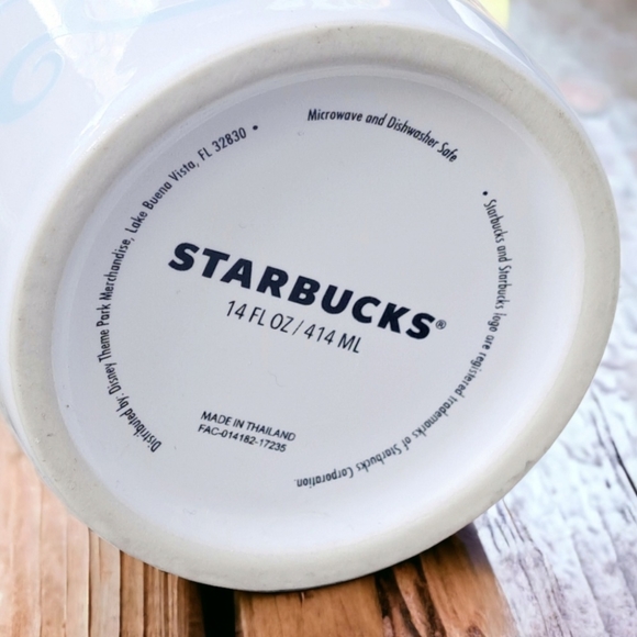 Starbucks Disney Parks Gingerbread Castle Latte Mug. 16fl.oz Retired - Picture 9 of 10